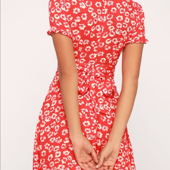 Lulus Garden Explorer Red Floral Print Mini Dress Sz M - Picture 4 of 10